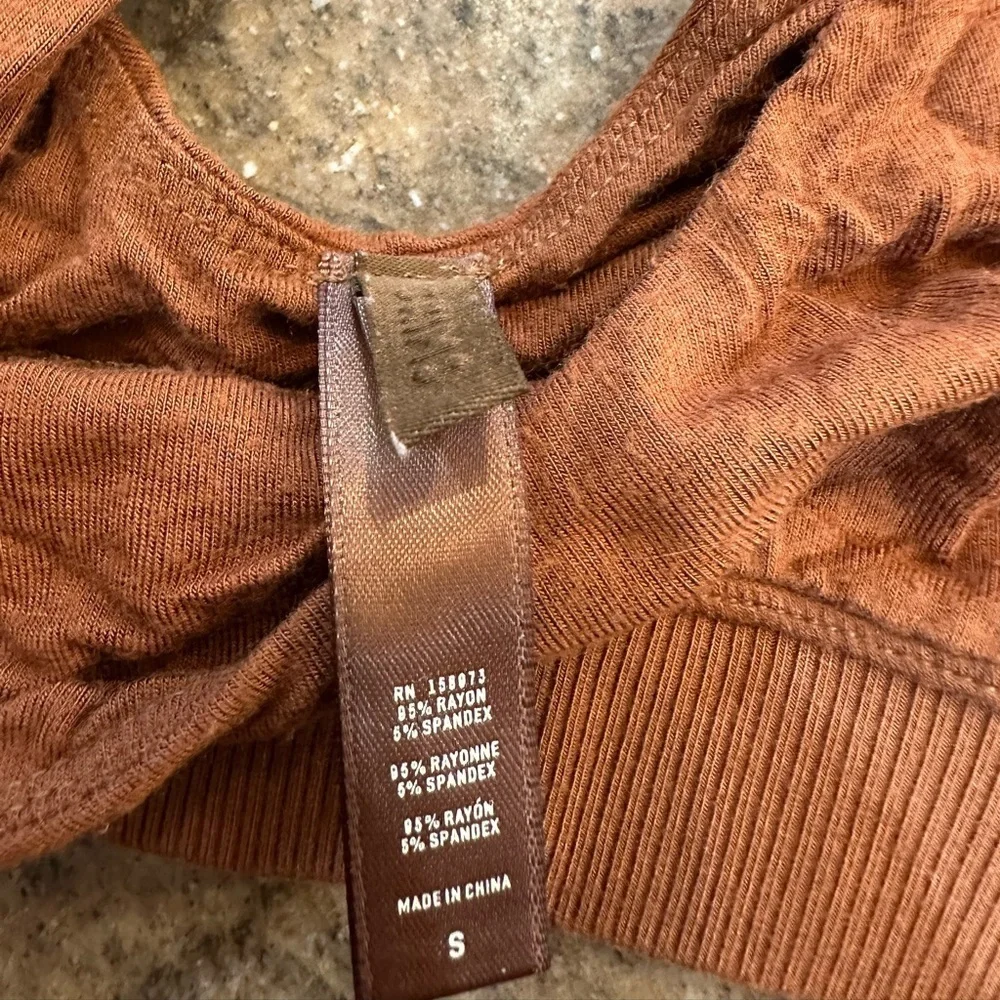 SKIMS Fits Everybody Chocolate Brown Bra (566) - Picture 4 of 4